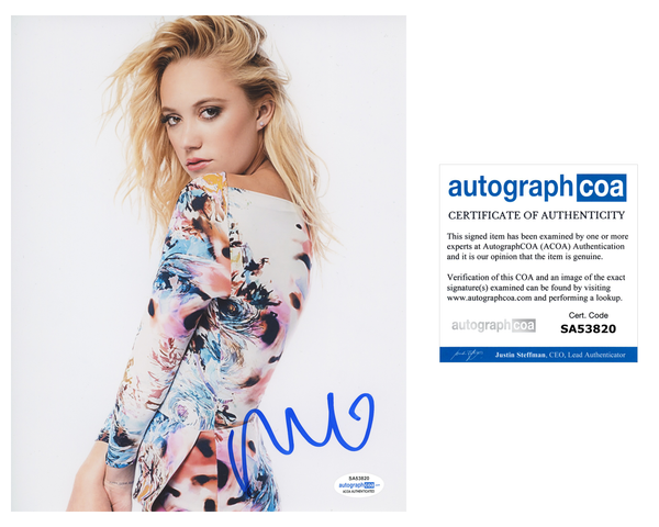 Maika Monroe Sexy Signed Autograph 8x10 Photo ACOA