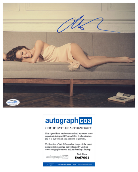 Aubrey Plaza Sexy Signed Autograph 8x10 Photo ACOA