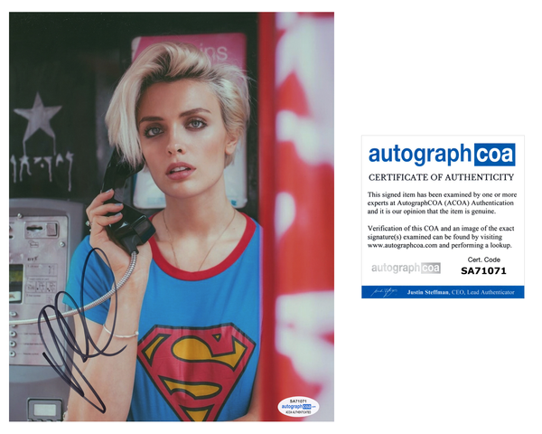 Wallis Day Batwoman Krypton Sexy Signed Autograph 8x10 Photo ACOA