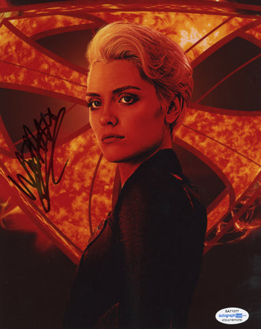 Wallis Day Batwoman Krypton Sexy Signed Autograph 8x10 Photo ACOA