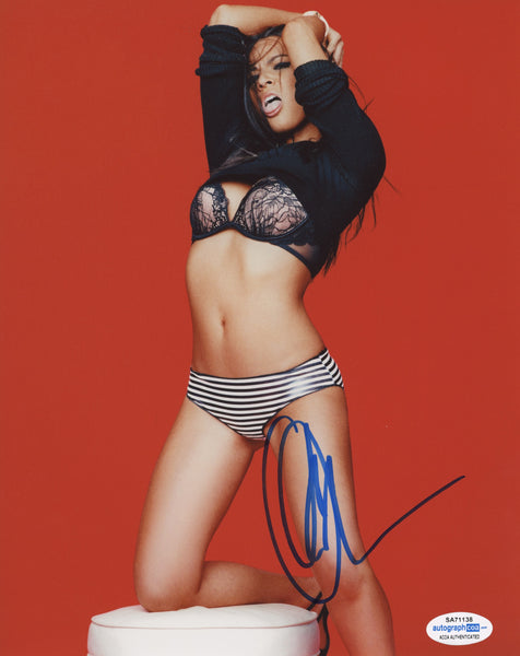 Olivia Munn Sexy Signed Autograph 8x10 Photo ACOA