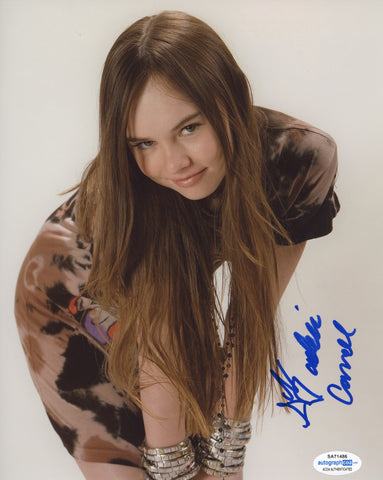 Madeline Carroll Signed Autograph 8x10 Photo ACOA