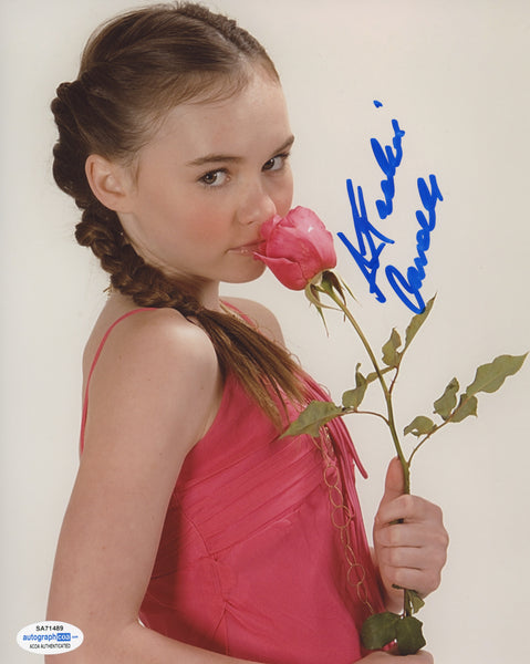 Madeline Carroll Signed Autograph 8x10 Photo ACOA