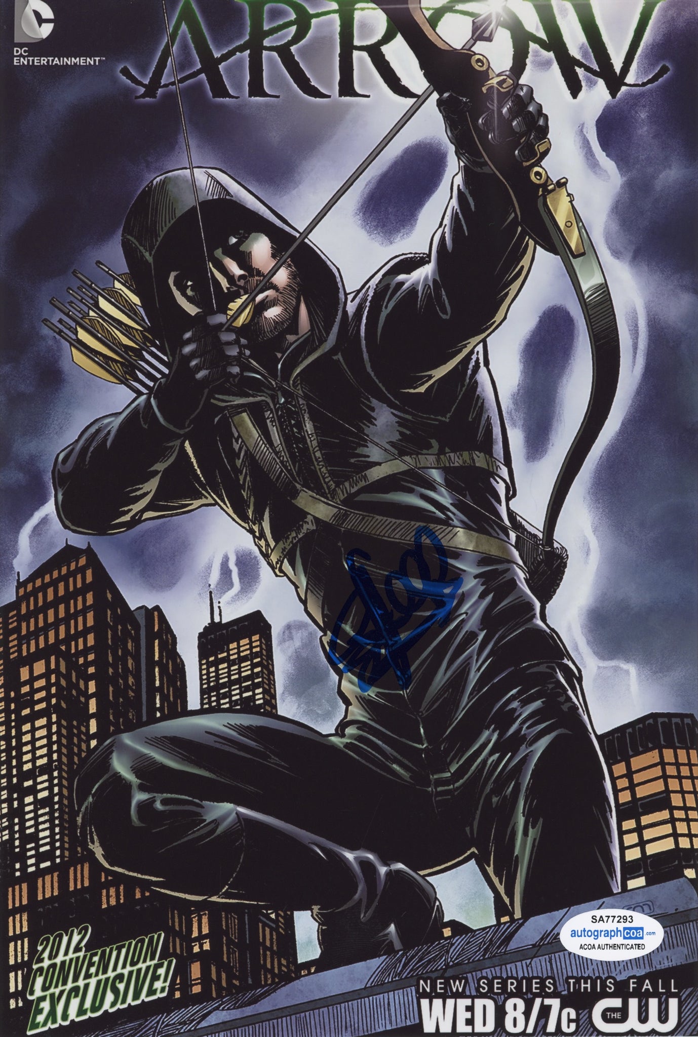 Stephen Amell Arrow Oliver Queen Signed Autograph 8x10 Photo ACOA