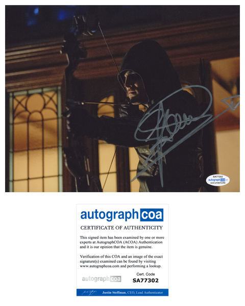 Stephen Amell Arrow Oliver Queen Signed Autograph 8x10 Photo ACOA