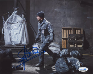 Stephen Amell Arrow Oliver Queen Signed Autograph 8x10 Photo ACOA