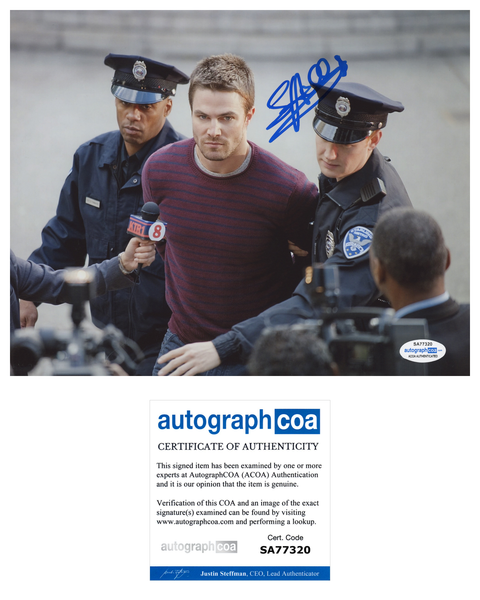 Stephen Amell Arrow Oliver Queen Signed Autograph 8x10 Photo ACOA