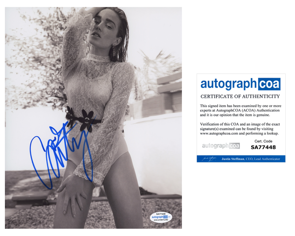 Caity Lotz Legends of Tomorrow Signed Autograph 8x10 Photo ACOA