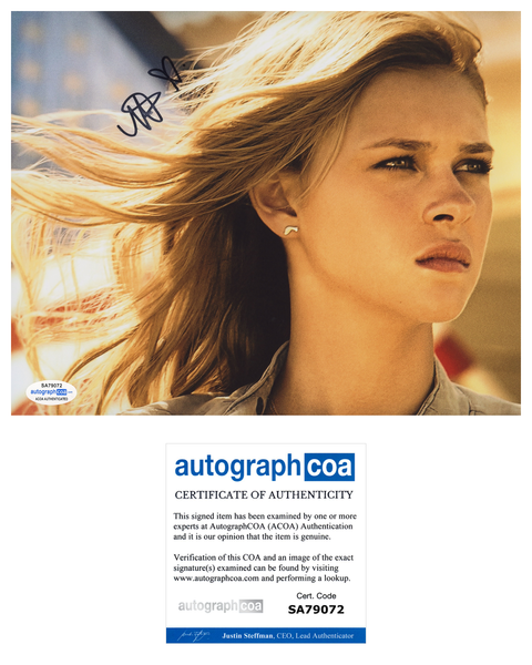 Nicola Peltz Transformers Signed Autograph 8x10 Photo ACOA