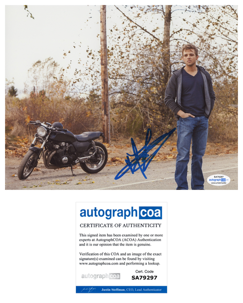 Max Theriot Bates Motel Signed Autograph 8x10 Photo ACOA