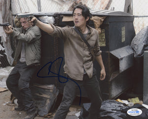 Steven Yeun The Walking Dead Signed Autograph 8x10 Photo ACOA