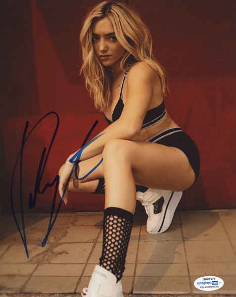 Peyton List Cobra Kai Signed Autograph 8x10 Photo ACOA