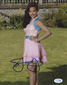 Sarah Jeffrey Descendants Signed Autograph 8x10 Photo ACOA