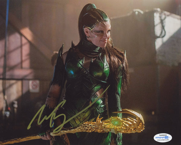 Elizabeth Banks Power Rangers Signed Autograph 8x10 Photo ACOA