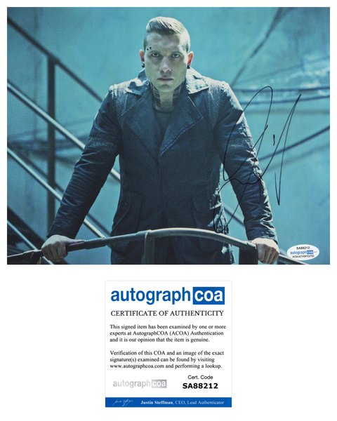 Jai Courtney Divergent Signed Autograph 8x10 Photo ACOA