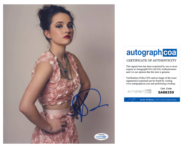 Kaitlyn Dever Sexy Signed Autograph 8x10 Photo ACOA