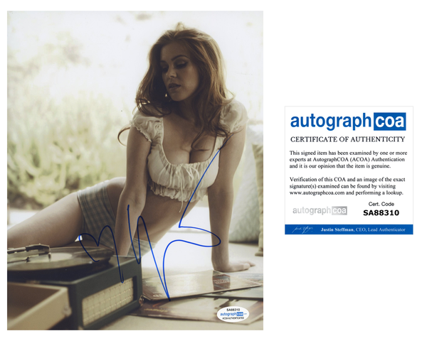 Isla Fisher Sexy Signed Autograph 8x10 Photo ACOA