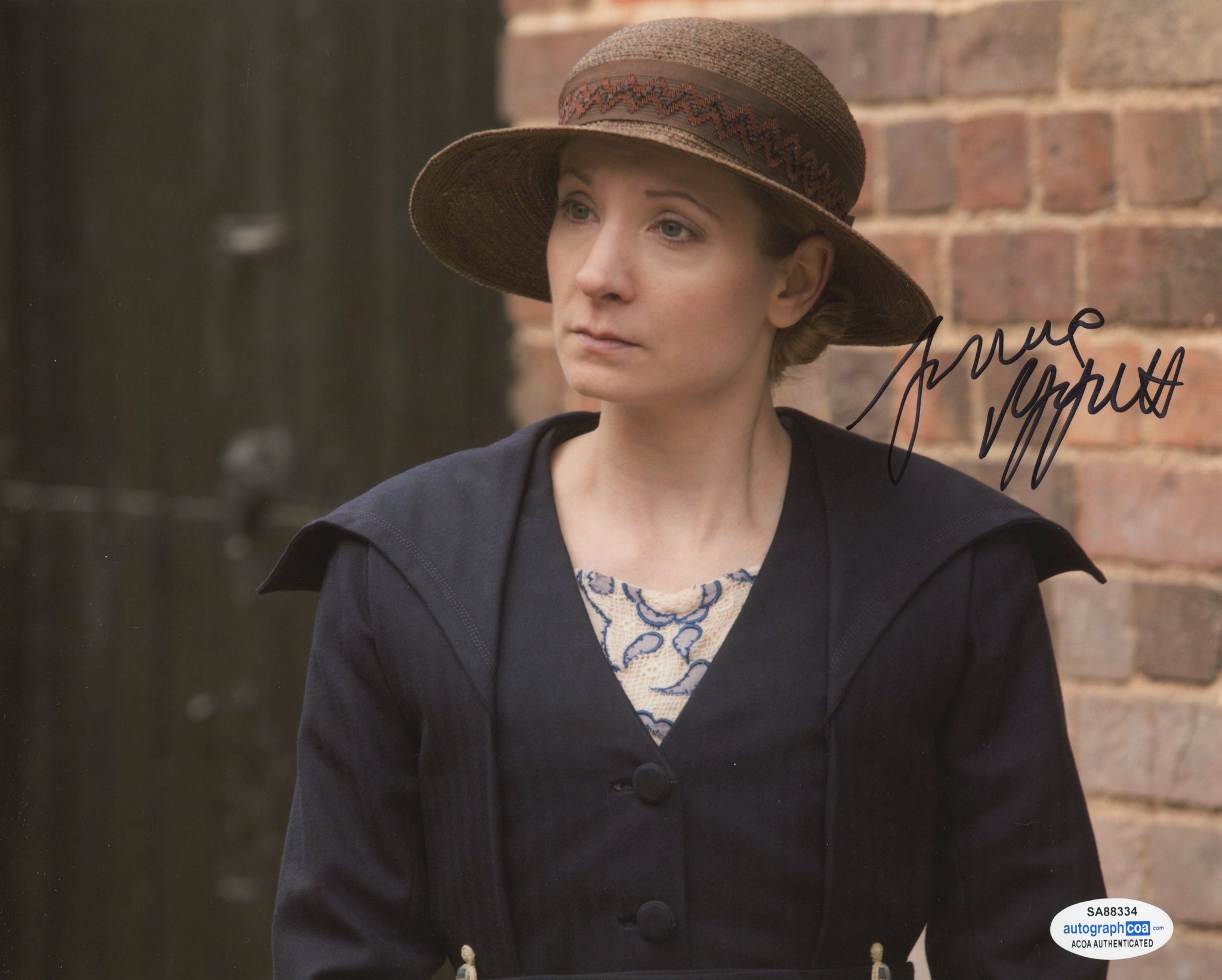 Joanne Froggatt Sexy Signed Autograph 8x10 Photo ACOA