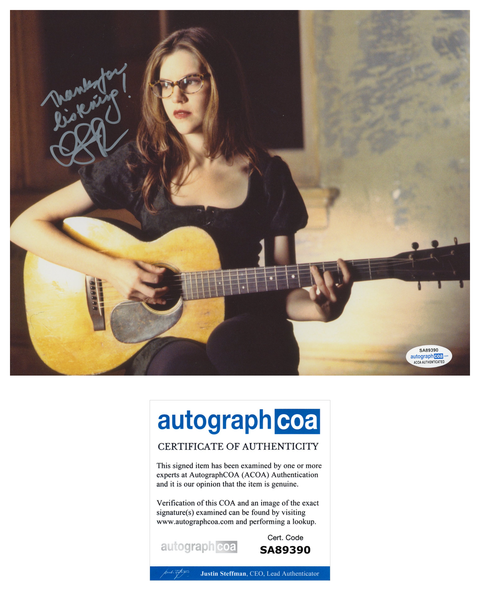 Lisa Loeb Sexy Signed Autograph 8x10 Photo ACOA