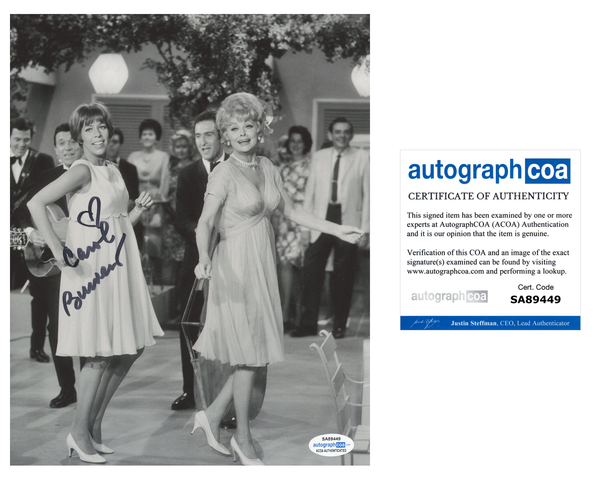 Carol Burnett Signed Autograph 8x10 Photo ACOA