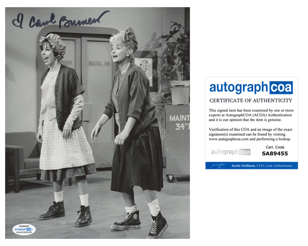 Carol Burnett Signed Autograph 8x10 Photo ACOA