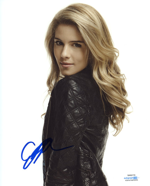 Emily Bett Rickards Arrow Signed Autograph 8x10 Photo ACOA