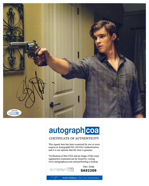 Brenton Thwaites Oculus Signed Autograph 8x10 Photo ACOA
