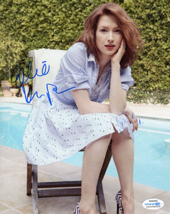 Ellie Kemper Sexy Signed Autograph 8x10 Photo ACOA