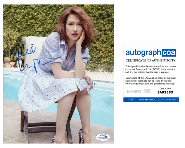 Ellie Kemper Sexy Signed Autograph 8x10 Photo ACOA
