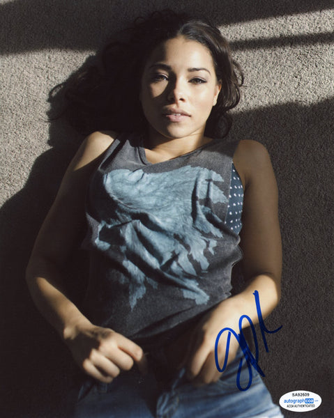 Jessica Parker Kennedy Sexy Signed Autograph 8x10 Photo ACOA