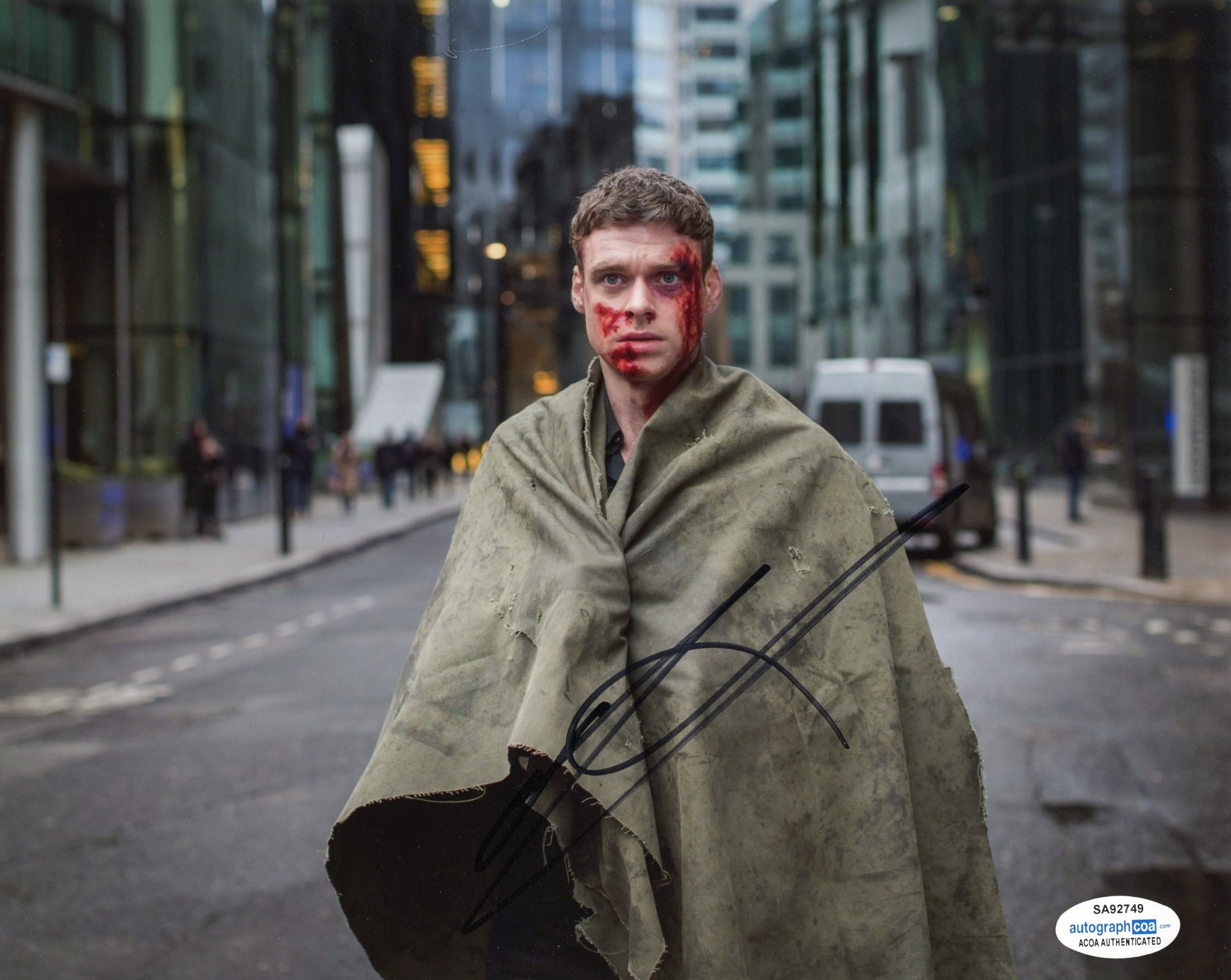 Richard Madden Bodyguard Signed Autograph 8x10 Photo ACOA