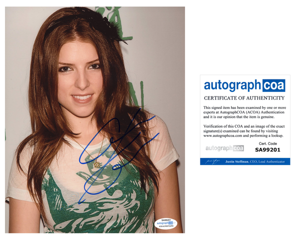 Anna Kendrick Sexy Signed Autograph 8x10 Photo ACOA