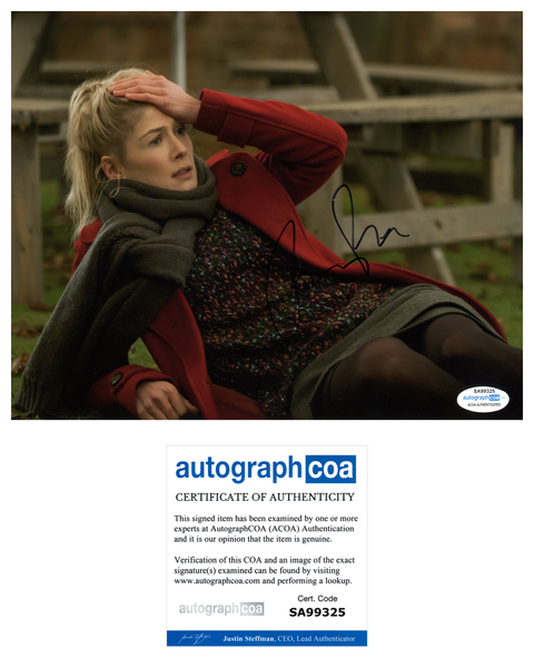 Rosamund Pike World's End Signed Autograph 8x10 Photo ACOA