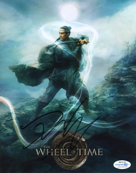 Daniel Henney Wheel of Time Signed Autograph 8x10 Photo ACOA