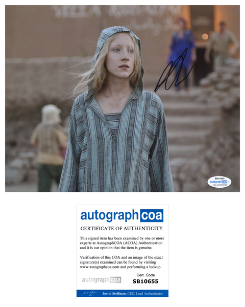 Saoirse Ronan Hanna Signed Autograph 8x10 Photo ACOA