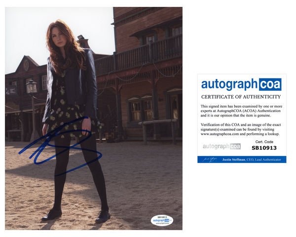 Karen Gillan Doctor Who Signed Autograph 8x10 Photo ACOA