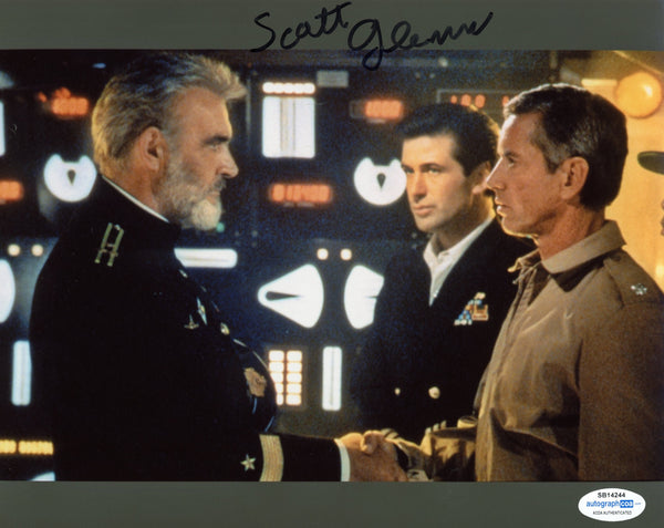 Scott Glenn Hunt for Red October Signed Autograph 8x10 Photo ACOA