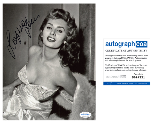 Sophia Loren Sexy Signed Autograph 8x10 Photo ACOA