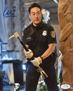 Kenneth Choi 9-1-1 Chimney Signed Autograph 8x10 Photo ACOA