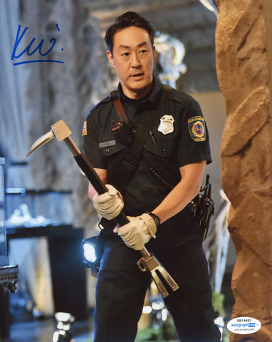 Kenneth Choi 9-1-1 Chimney Signed Autograph 8x10 Photo ACOA