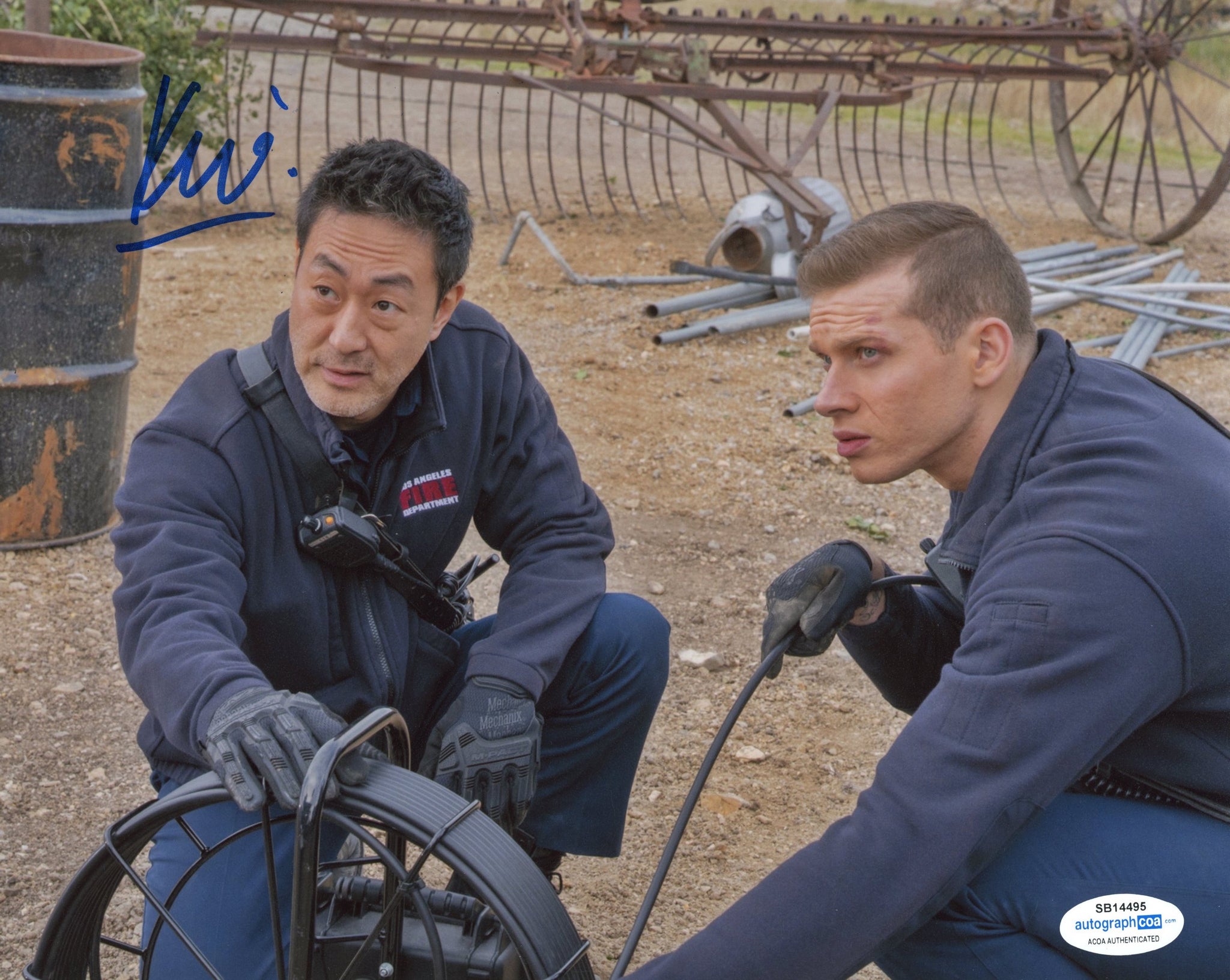 Kenneth Choi 9-1-1 Chimney Signed Autograph 8x10 Photo ACOA