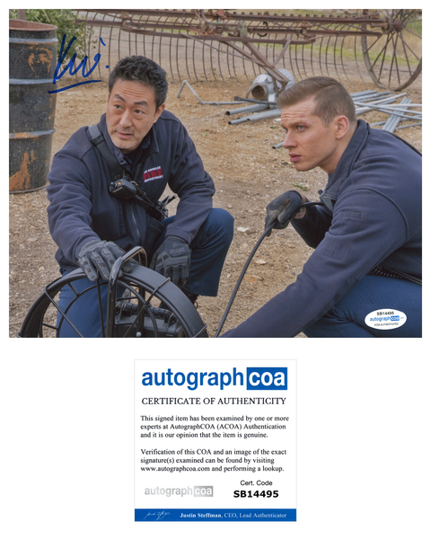 Kenneth Choi 9-1-1 Chimney Signed Autograph 8x10 Photo ACOA