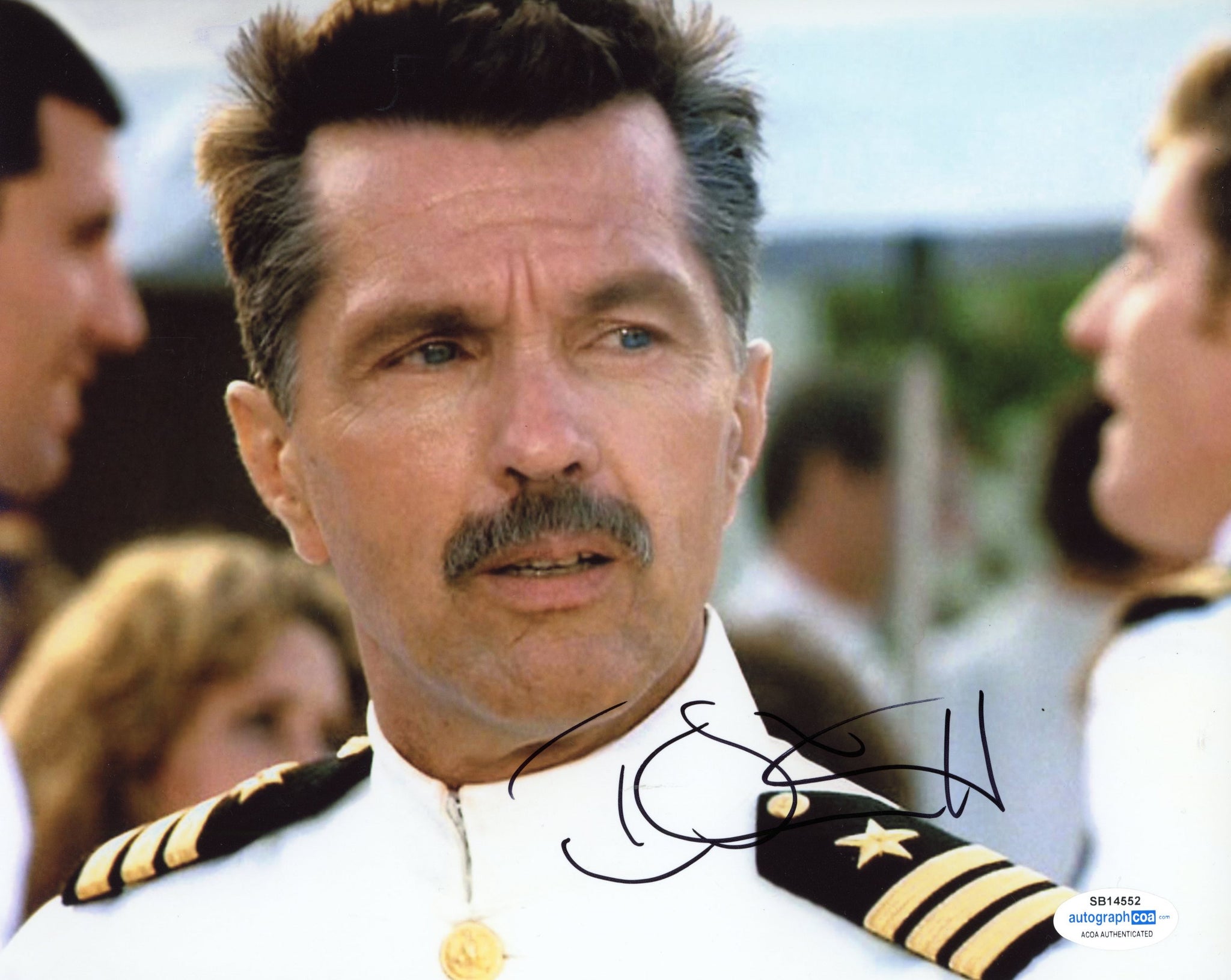 Tom Skerritt Top Gun Signed Autograph 8x10 Photo ACOA