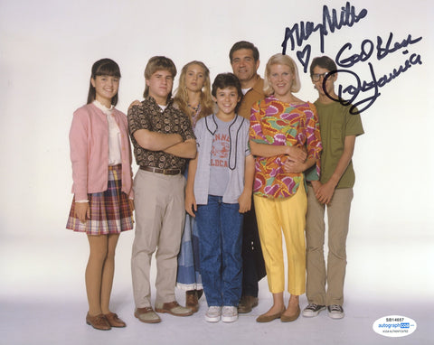 Dan Lauria Alley Mills Wonder Years Signed Autograph 8x10 Photo ACOA