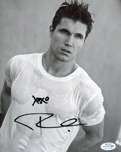 Robbie Amell Resident Evil Signed Autograph 8x10 Photo ACOA