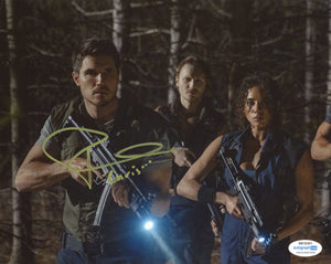 Robbie Amell Resident Evil Signed Autograph 8x10 Photo ACOA