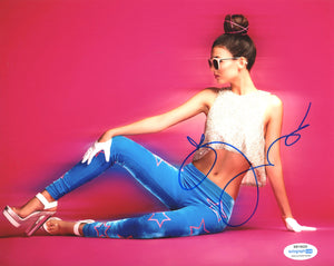Victoria Justice Sexy Signed Autograph 8x10 Photo ACOA