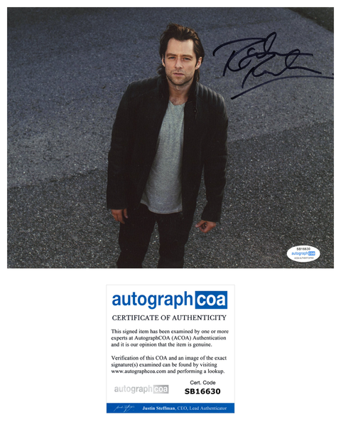 Richard Rankin Outlander Signed Autograph 8x10 Photo ACOA