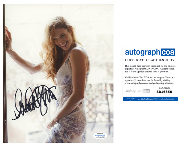 Amanda Righetti Sexy Signed Autograph 8x10 Photo ACOA