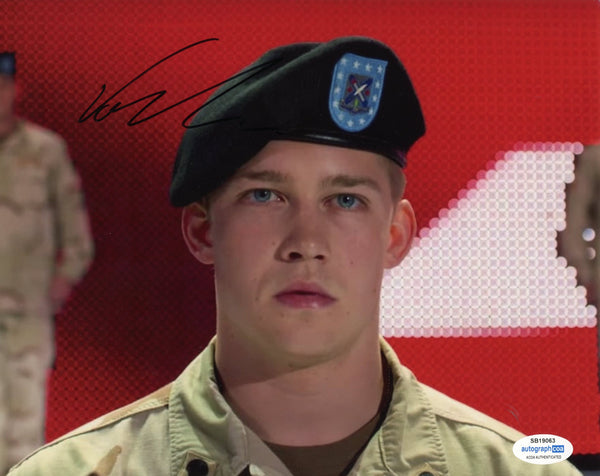 Joe Alwyn Billy Lynn Signed Autograph 8x10 Photo ACOA